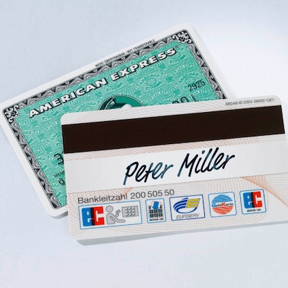 Artikelbild 4 für STAEDTLER Lumocolor Folienstifte schwarz 0,6 mm permanent, 4 St., Artikelnummer 903302