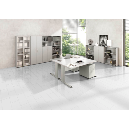 Artikelbild 4 für HAMMERBACHER Inader Schreibtisch lichtgrau rechteckig, C-Fuß-Gestell silber 160,0 x 80,0 cm, Artikelnummer 842043