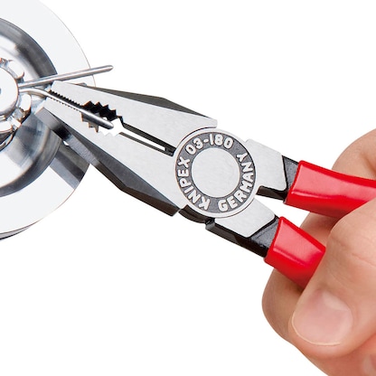 Artikelbild 4 für KNIPEX Kombizange 03 01 180, Länge: 18,0 cm, 1 St., Artikelnummer 143582