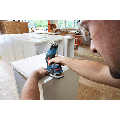 Artikelbild 3 für BOSCH Professional GKF 12V-8 Akku-Kantenfräse 12,0 V, ohne Akku, Artikelnummer 150583