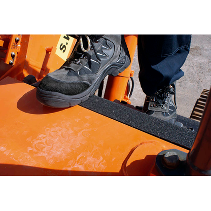 Artikelbild 2 für DURABLE Markierungsband DURALINE® GRIP schwarz 50,0 mm x 15,0 m, Artikelnummer 904272