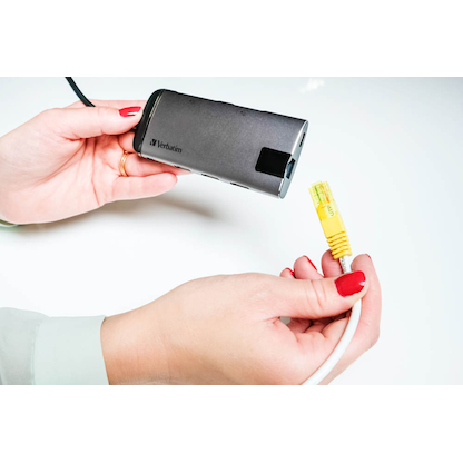 Artikelbild 5 für verbatim Multiport-Adapter 49142, Artikelnummer 146371