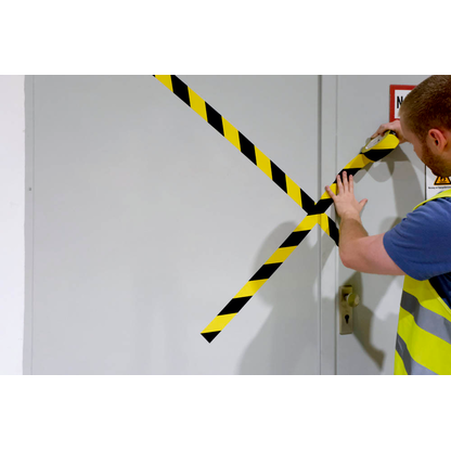 Artikelbild 5 für DURABLE Bodenmarkierungsband Duraline Basic gelb, schwarz 50,0 mm x 33,0 m, Artikelnummer 162717