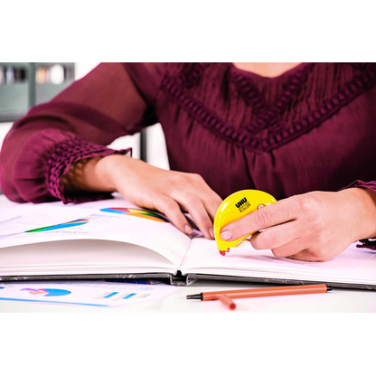 Artikelbild 6 für UHU DRY & CLEAN Kleberoller dauerhaft, 1 St., Artikelnummer 833277