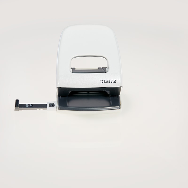 360-Grad-Artikelbild für LEITZ Locher NeXXt 5008 WOW pink-metallic, 1 St., Artikelnummer 585760