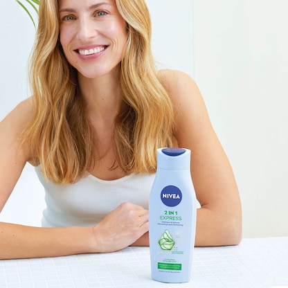 Artikelbild 4 für NIVEA 2 IN 1 EXPRESS Shampoo & Spülung 400,0 ml, Artikelnummer 578148