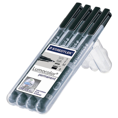 Artikelbild für STAEDTLER Lumocolor Folienstifte schwarz 0,6 mm permanent, 4 St., Artikelnummer 903302
