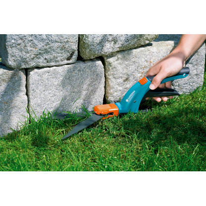 Artikelbild 2 für GARDENA Comfort Rasenkantenschere, Artikelnummer 924694