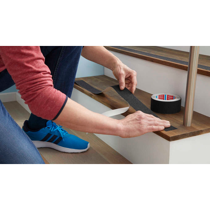 Artikelbild 8 für tesa Anti-Rutsch-Band Extra Resistant schwarz 50,0 mm x 5,0 m, Artikelnummer 728729