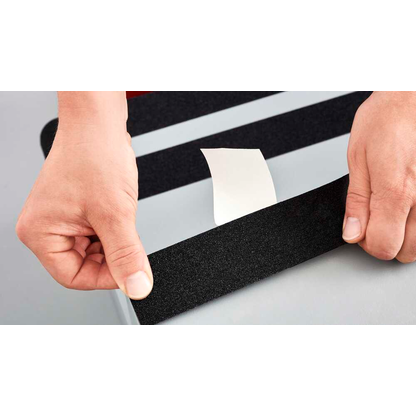 Artikelbild 9 für tesa Anti-Rutsch-Band Extra Resistant schwarz 50,0 mm x 5,0 m, Artikelnummer 728729