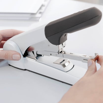 Artikelbild 3 für LEITZ Heftgerät 5552 grau, 1 St., Artikelnummer 437139