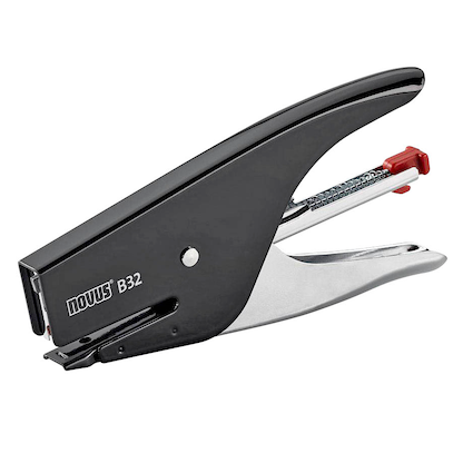 Artikelbild für novus Heftzange B 32 schwarz, 1 St., Artikelnummer 551251