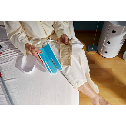 Artikelbild 2 für RUSSKA Strumpfanziehhilfe Frottee blau, 1 St., Artikelnummer 615019