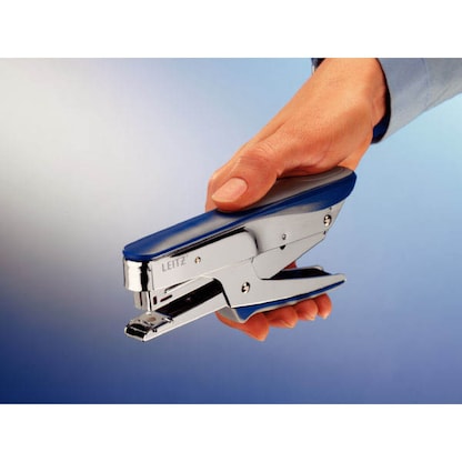 Artikelbild 2 für LEITZ Heftzange 5545 chrom, 1 St., Artikelnummer 575613