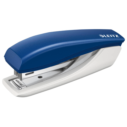 Artikelbild für LEITZ Heftgerät Mini 5517 blau, 1 St., Artikelnummer 648170