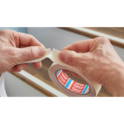 Artikelbild 12 für tesa Anti-Rutsch-Band Fluoreszent natur 25,0 mm x 5,0 m, Artikelnummer 304754