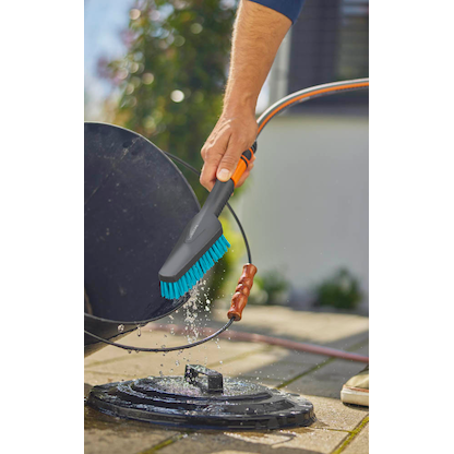 Artikelbild 3 für GARDENA Waschbürste für Gartenschlauch Cleansystem S hard, Artikelnummer 216808