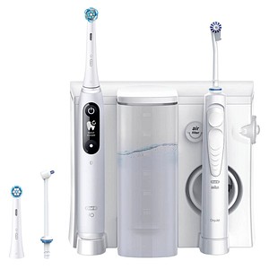 8006540841204 - Center OxyJet Reinigungssystem - Munddusche + Oral-B iO6 Mundpflege
