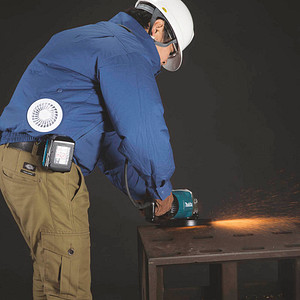 0088381844628 -  unisex Akku-Kühljacke DFJ304Z3XL blau Größe 3XL 0088381844628 makita