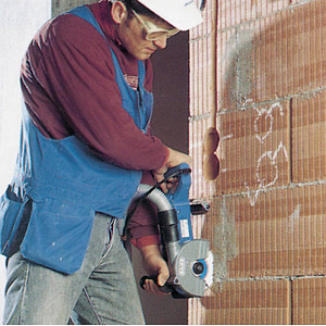 0088381028240 - MAKITA Mauernutfräse 1800W